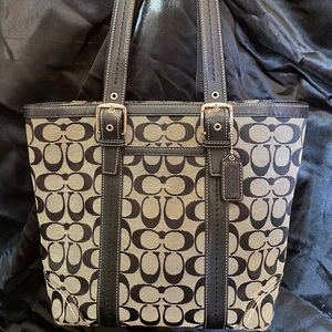 Coach Signature black and white shoulder bag